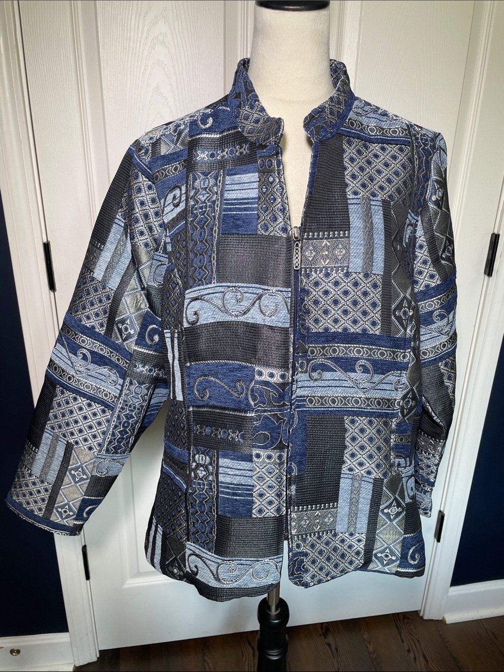 Susan Graver Vintage Blue Tapestry Patchwork Zip Jacket Mandarin Collar L